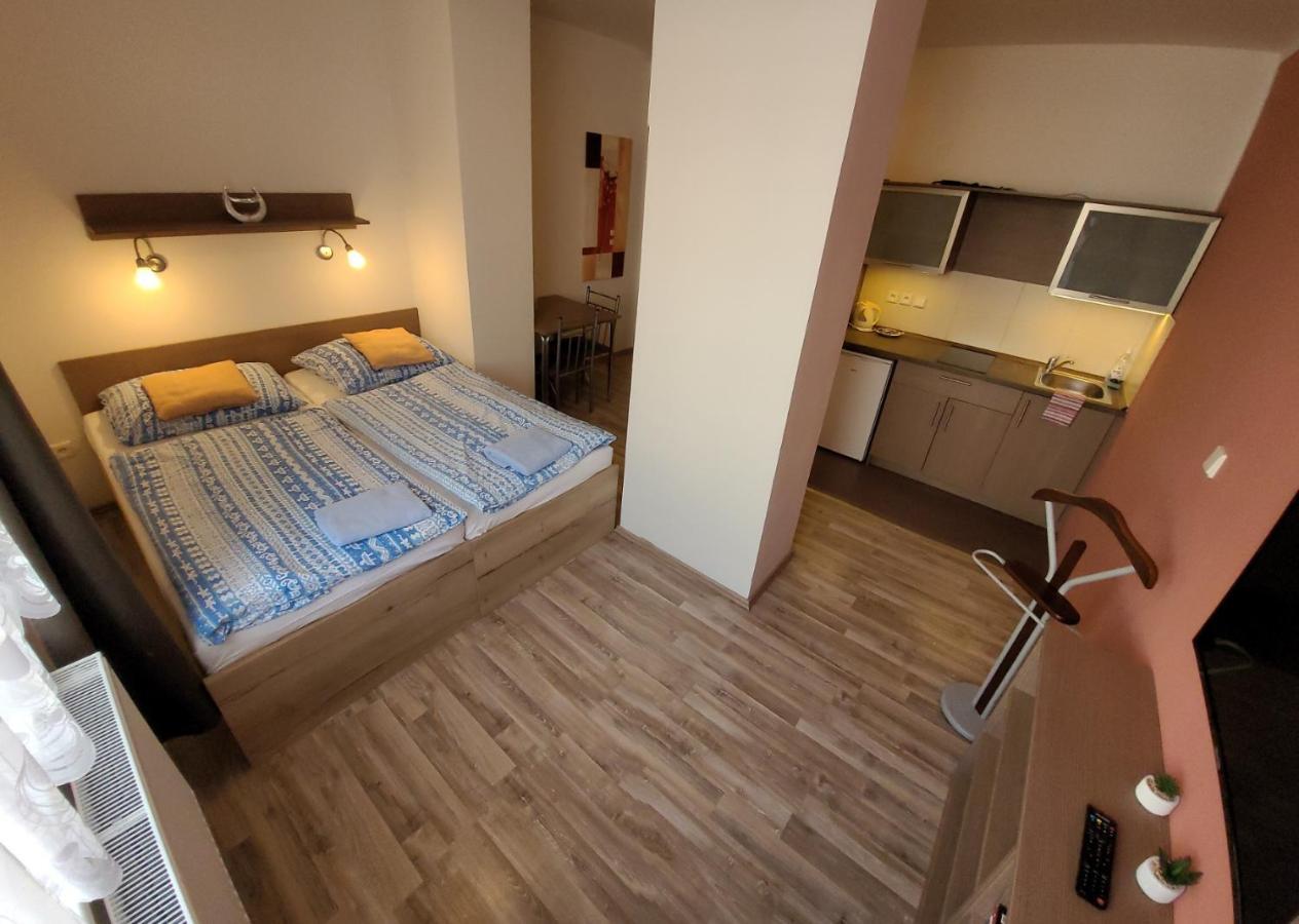 Hotel Gol Prostějov Εξωτερικό φωτογραφία
