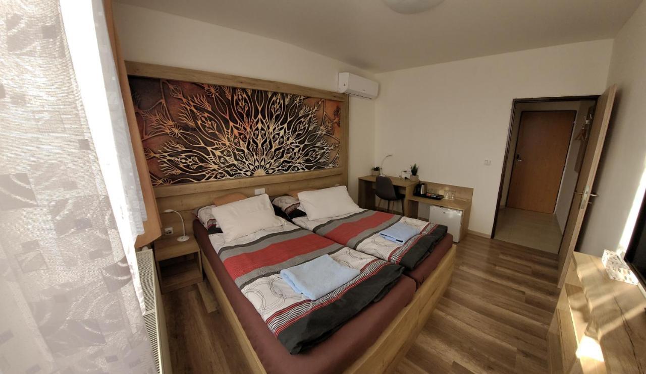 Hotel Gol Prostějov Εξωτερικό φωτογραφία