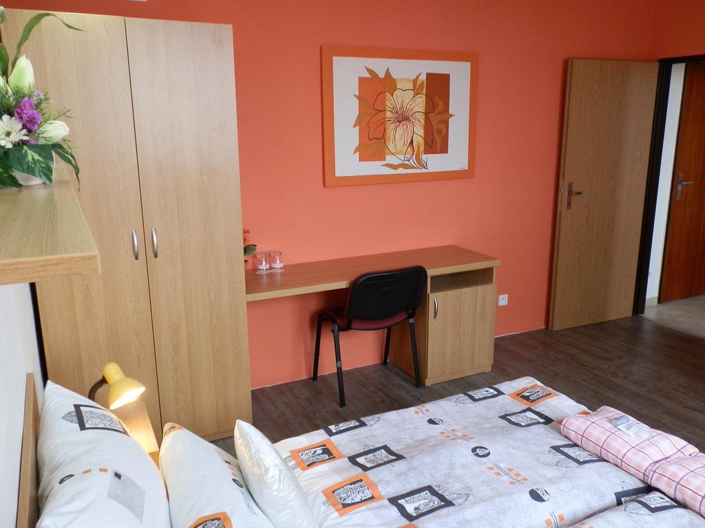 Hotel Gol Prostějov Δωμάτιο φωτογραφία
