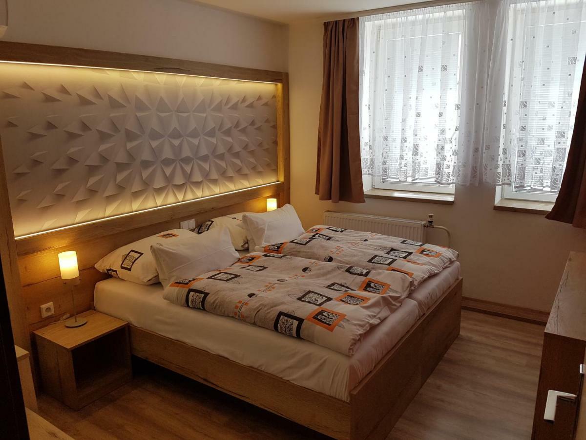 Hotel Gol Prostějov Εξωτερικό φωτογραφία
